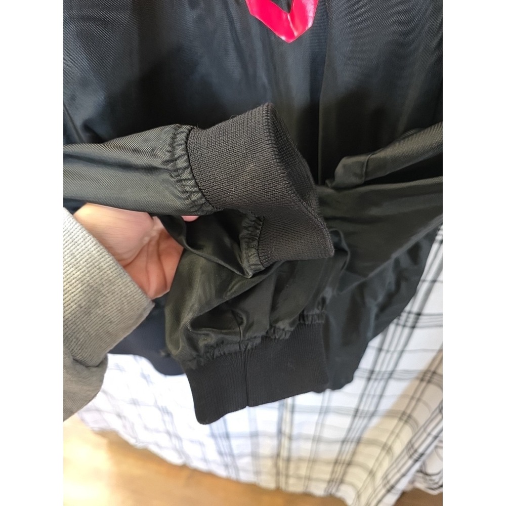 Vintage Fruit of the Loom Chicago Bulls Windbreaker Pullover Black Red Mens XL - Picture 5 of 8
